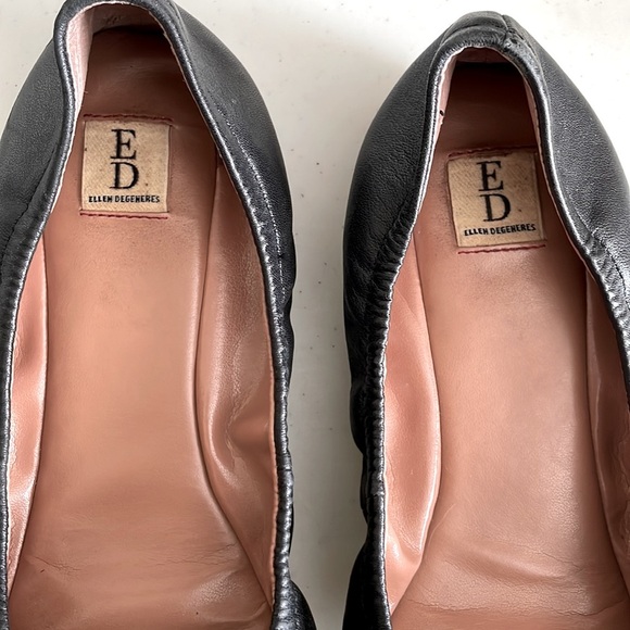 Ellen Degeneres Langston Love Leather Ballet Flats - Picture 3 of 7
